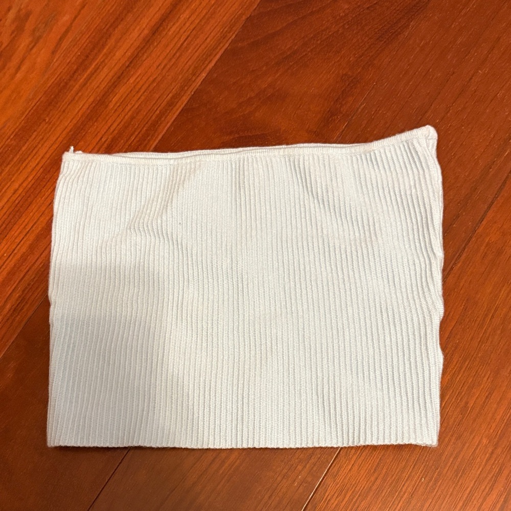 La Hearts Light Blue Ribbed Top